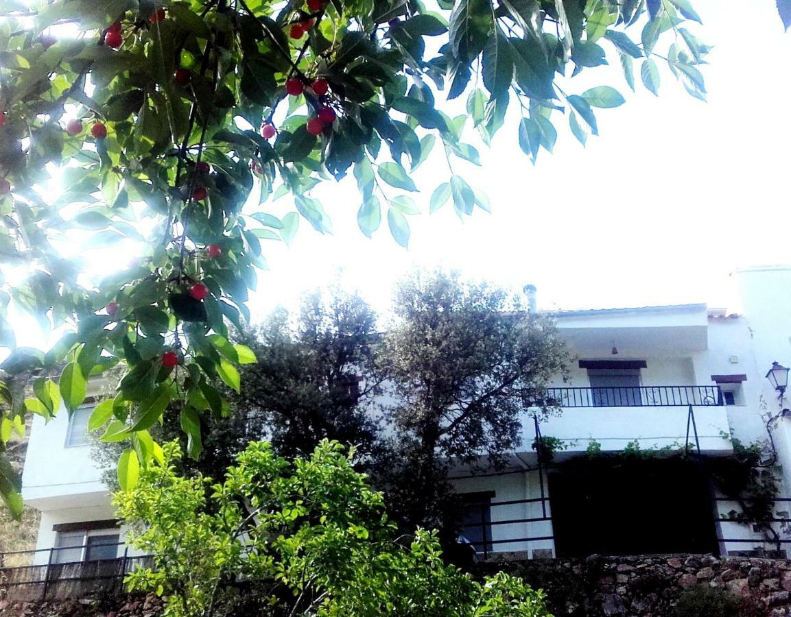Hostal La María de Tortas Paterna del Madera Exterior foto