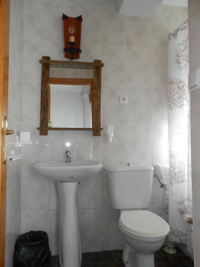 Hostal La María de Tortas Paterna del Madera Exterior foto